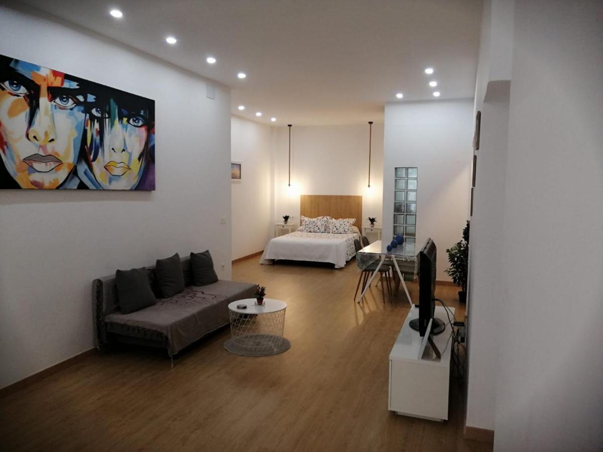 Apartamento Luna De Noviembre Malaga Luaran gambar