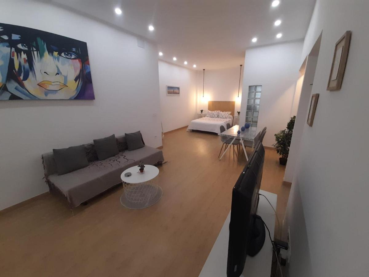 Apartamento Luna De Noviembre Malaga Luaran gambar